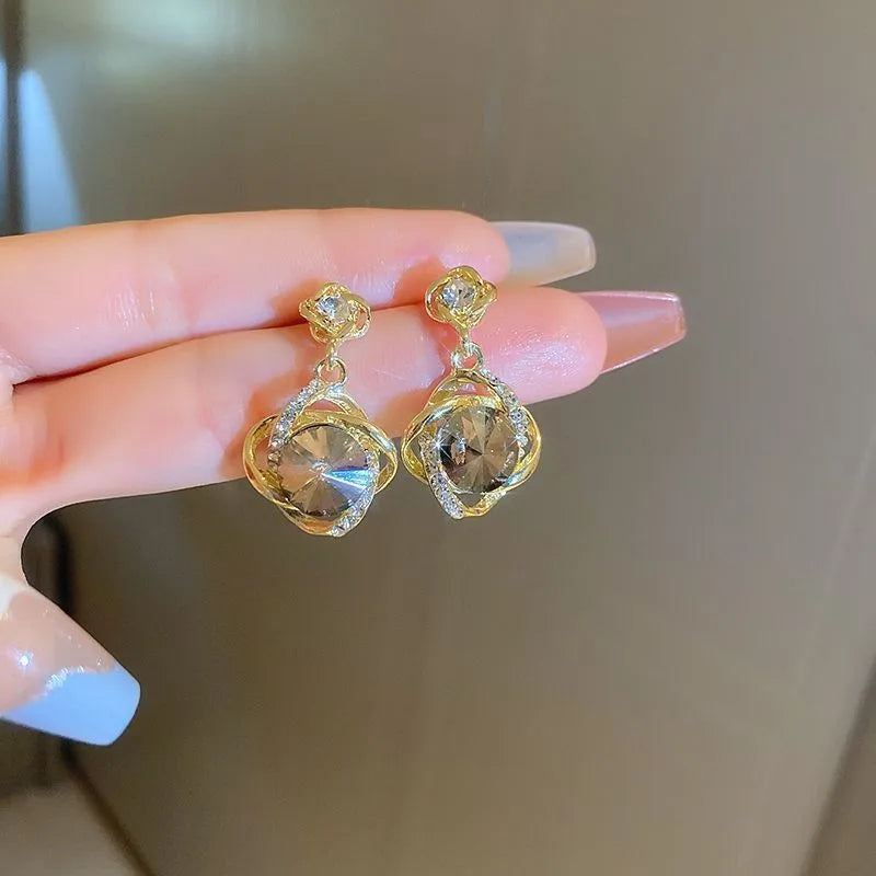 Interlocking Ring Drop Earrings – Champagne Crystal