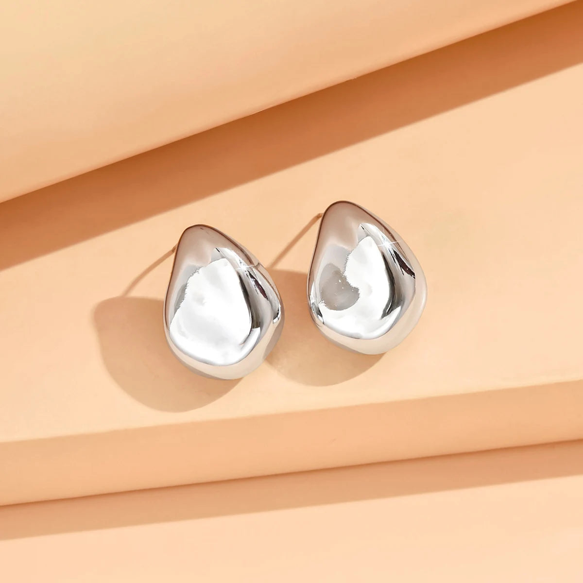 Eccentric Metallic Geometric Stud Earrings Minimalist Style
