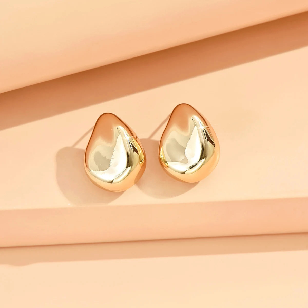 Eccentric Metallic Geometric Stud Earrings Minimalist Style