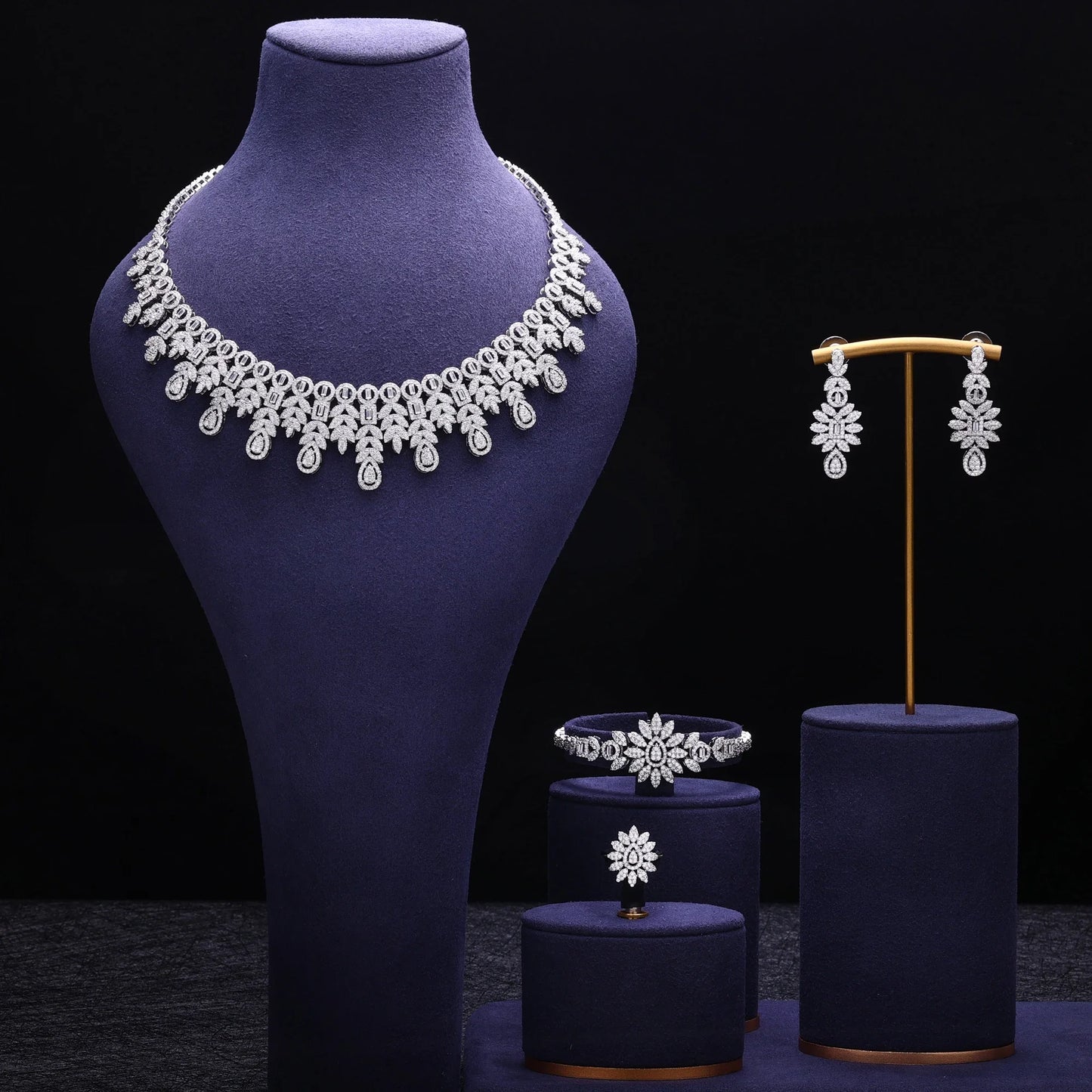 Luxury Cubic Zirconia Jewelry Set – Necklace, Ring, Bracelet & Earrings (Dubai Style)