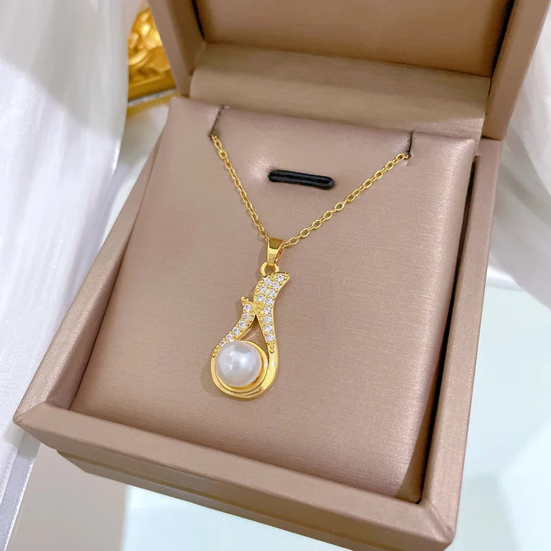 Fox Tail Pearl Jewelry Set - Water Drop Pendant Necklace & Earrings