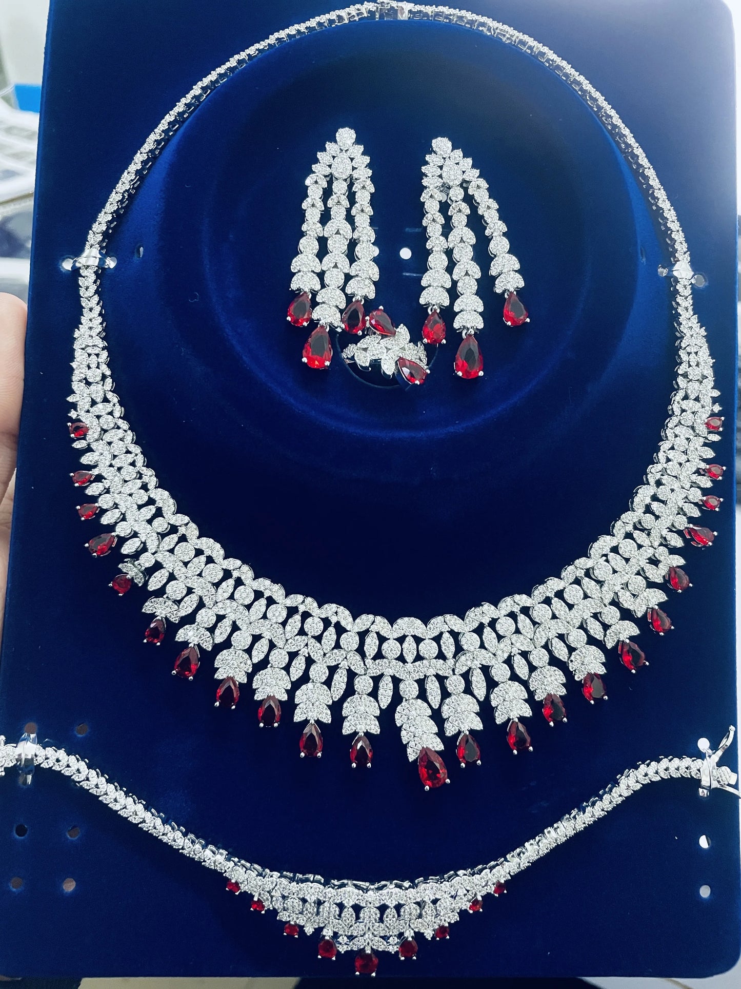 Luxury Cubic Zirconia Jewelry Set – Necklace, Ring, Bracelet & Earrings (Dubai Style)