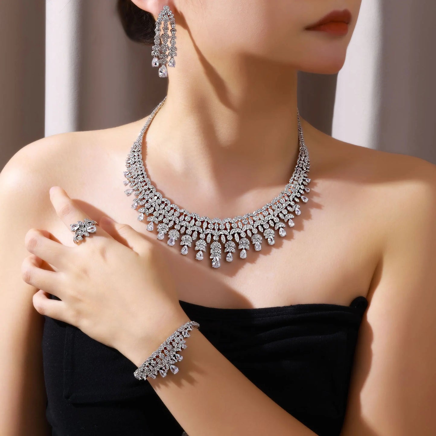 Luxury Cubic Zirconia Jewelry Set – Necklace, Ring, Bracelet & Earrings (Dubai Style)