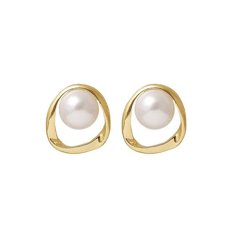 Pearl-Embedded Vintage Golden Hoop Stud Earrings