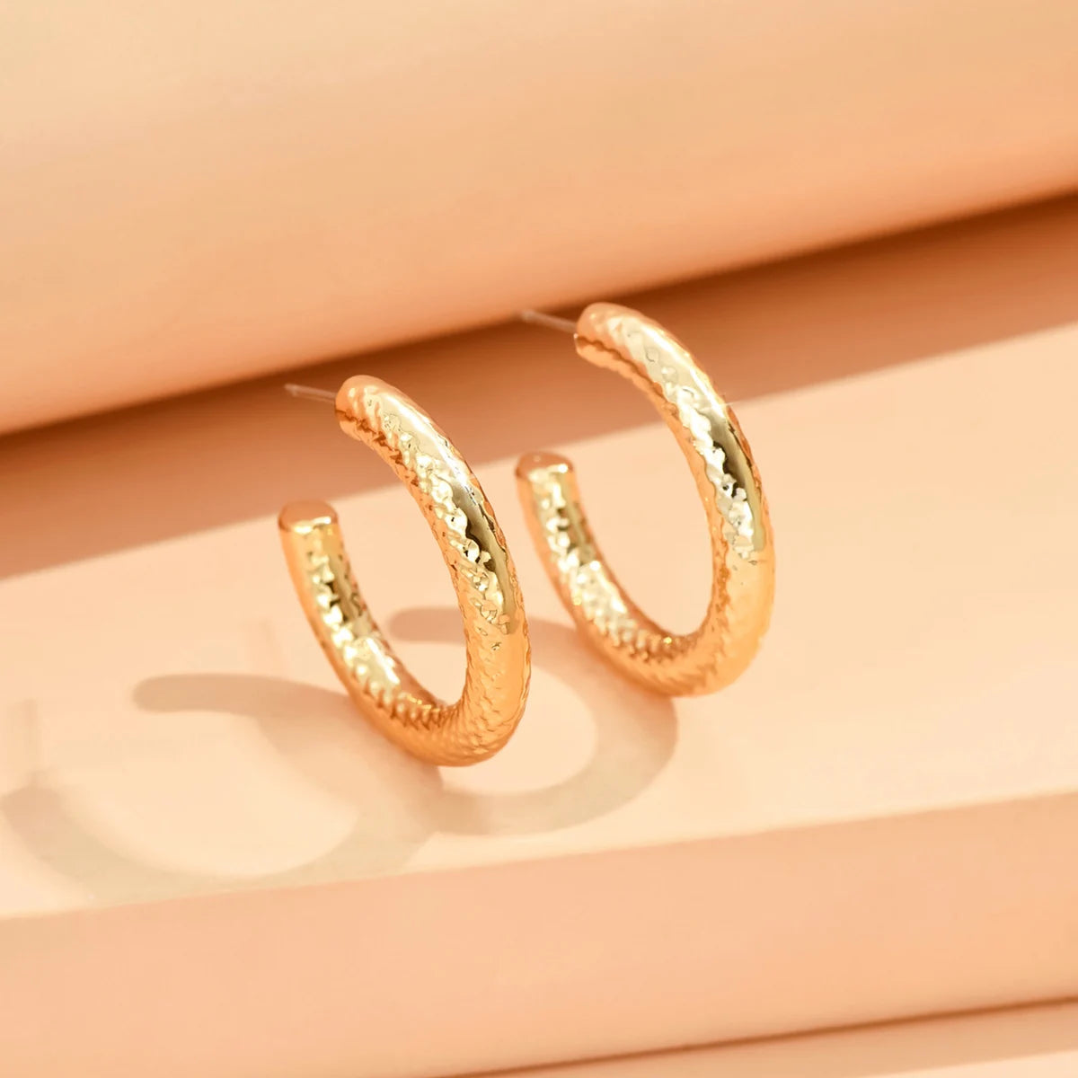 Eccentric Metallic Geometric Stud Earrings Minimalist Style