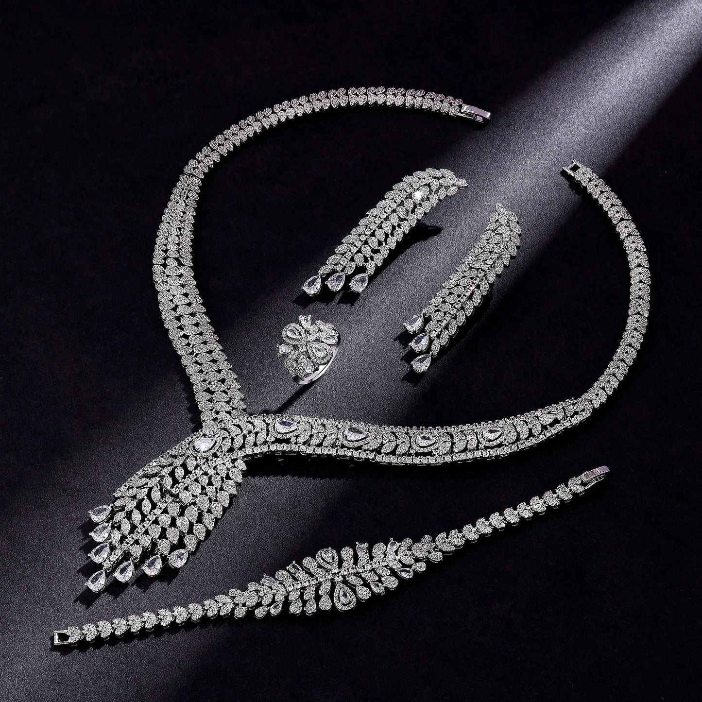 Luxury Jewelry Set – Necklace, Ring, Bracelet & Earrings (Dubai Style)