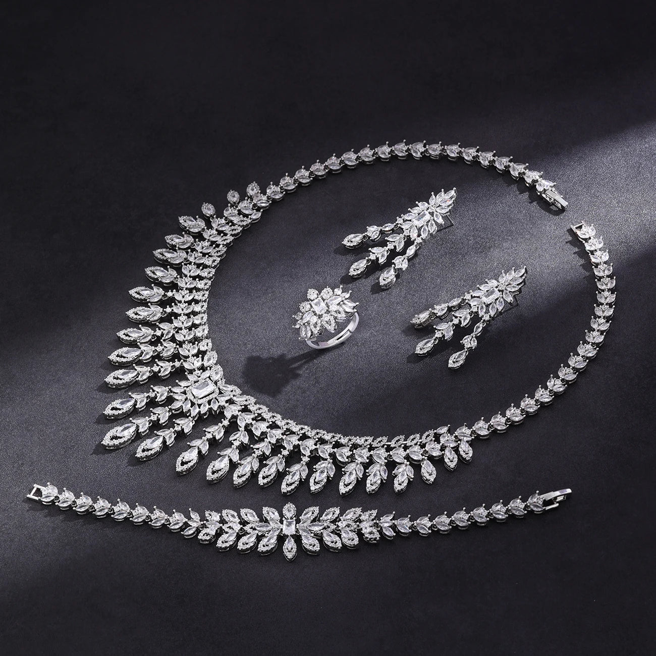 Luxury Cubic Zirconia Jewelry Set – Necklace, Ring, Bracelet & Earrings (Dubai Style)