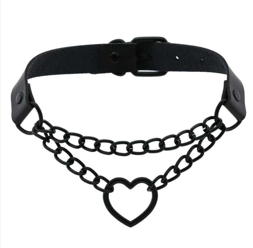 Vintage Heart Choker - Leather Goth Collar