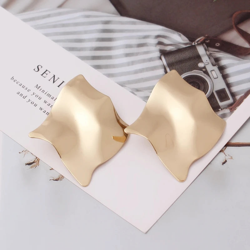 Eccentric Multi-Shaped Metal Dangle Earrings