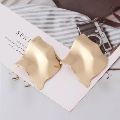 Eccentric Multi-Shaped Metal Dangle Earrings