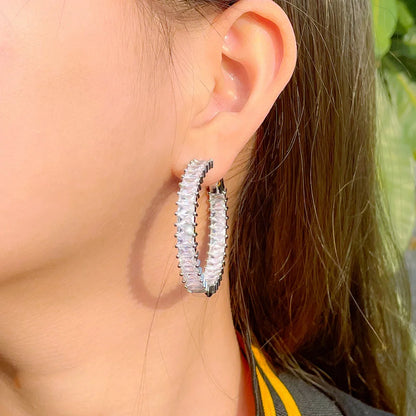 Chic Moissanite-Studded Hoop Earrings