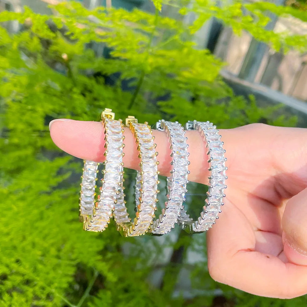 Chic Moissanite-Studded Hoop Earrings