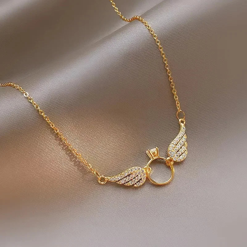 18K Gold Wings Pendant Necklace