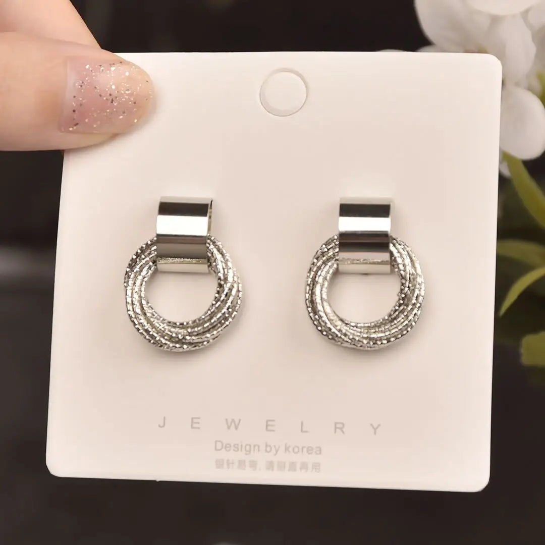 Twisted Mesh Gold Earrings