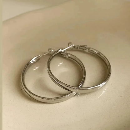 Hoop Earrings – Oversized Gold/Silver Chain-Link Design