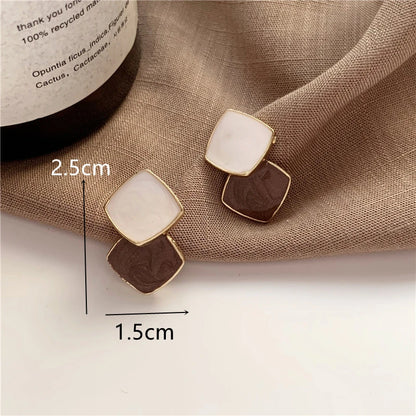 Twisted Mesh Gold Earrings