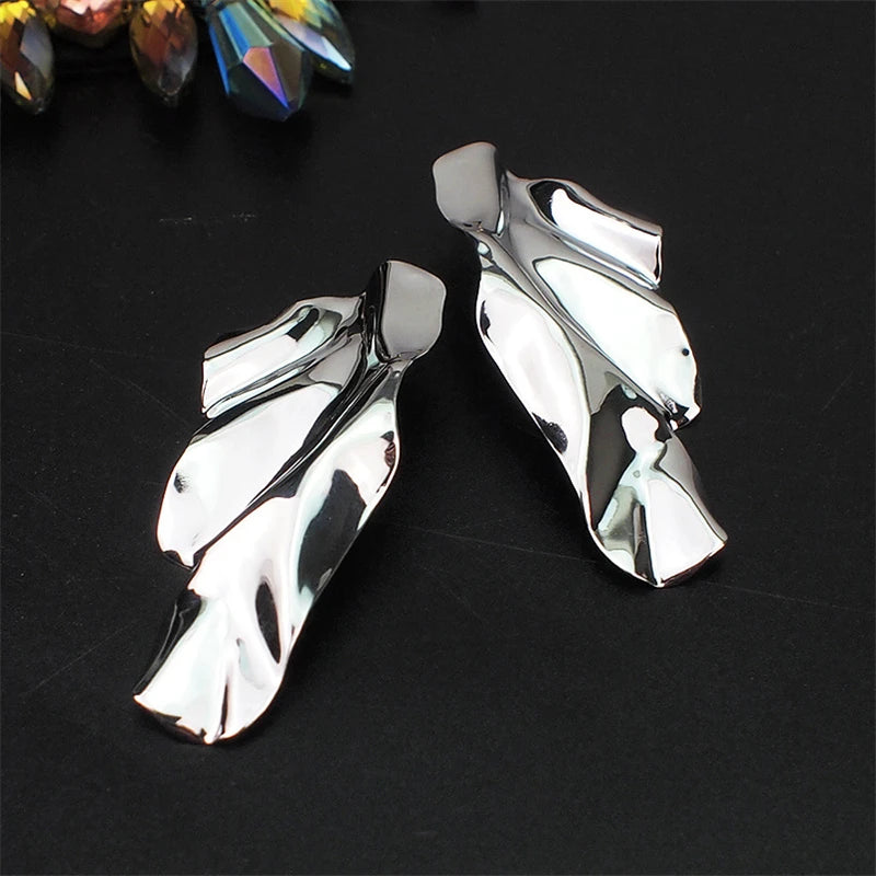 Eccentric Geometric Metal Dangle Earrings