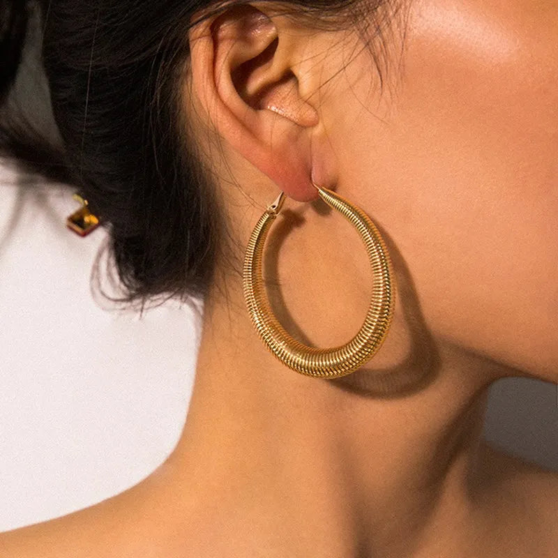 Eccentric Multi-Shaped Metal Dangle Earrings