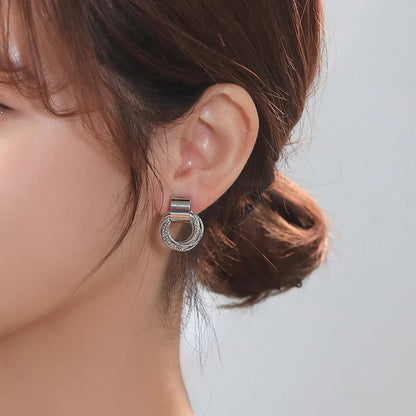 Twisted Mesh Gold Earrings