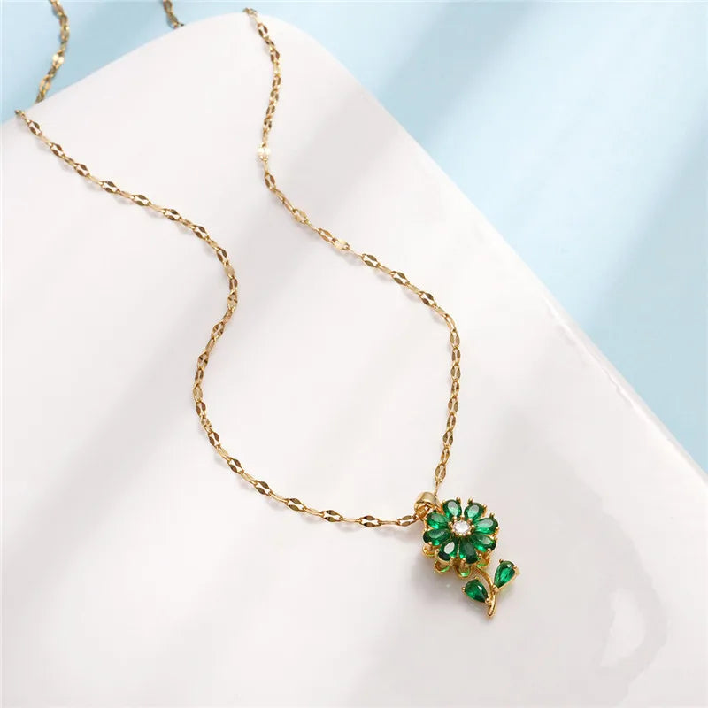 Rotating Sunflower Pendant Necklace