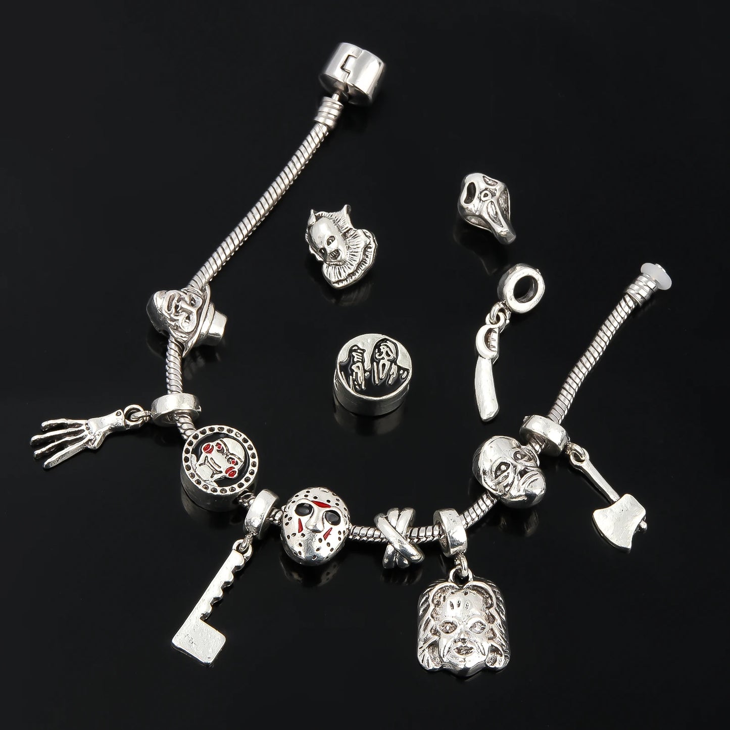 Horror Movie Charms Bracelet – Jason, Pennywise, Jigsaw & Ghostface