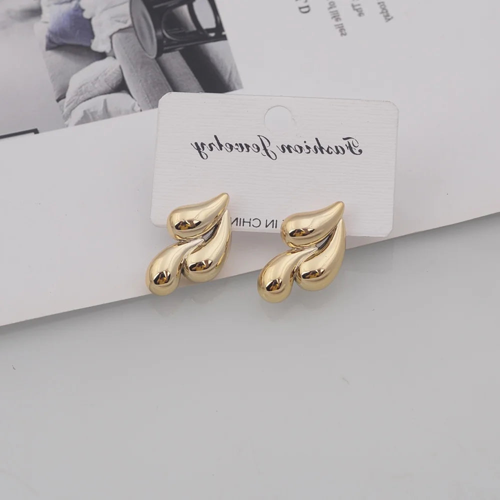 Irregular Three Waterdrop Gold Smooth Drop Earrings