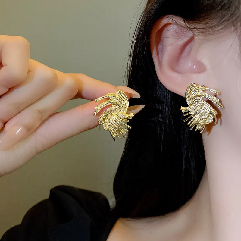 Gold-Tone Weaving Stud Earrings