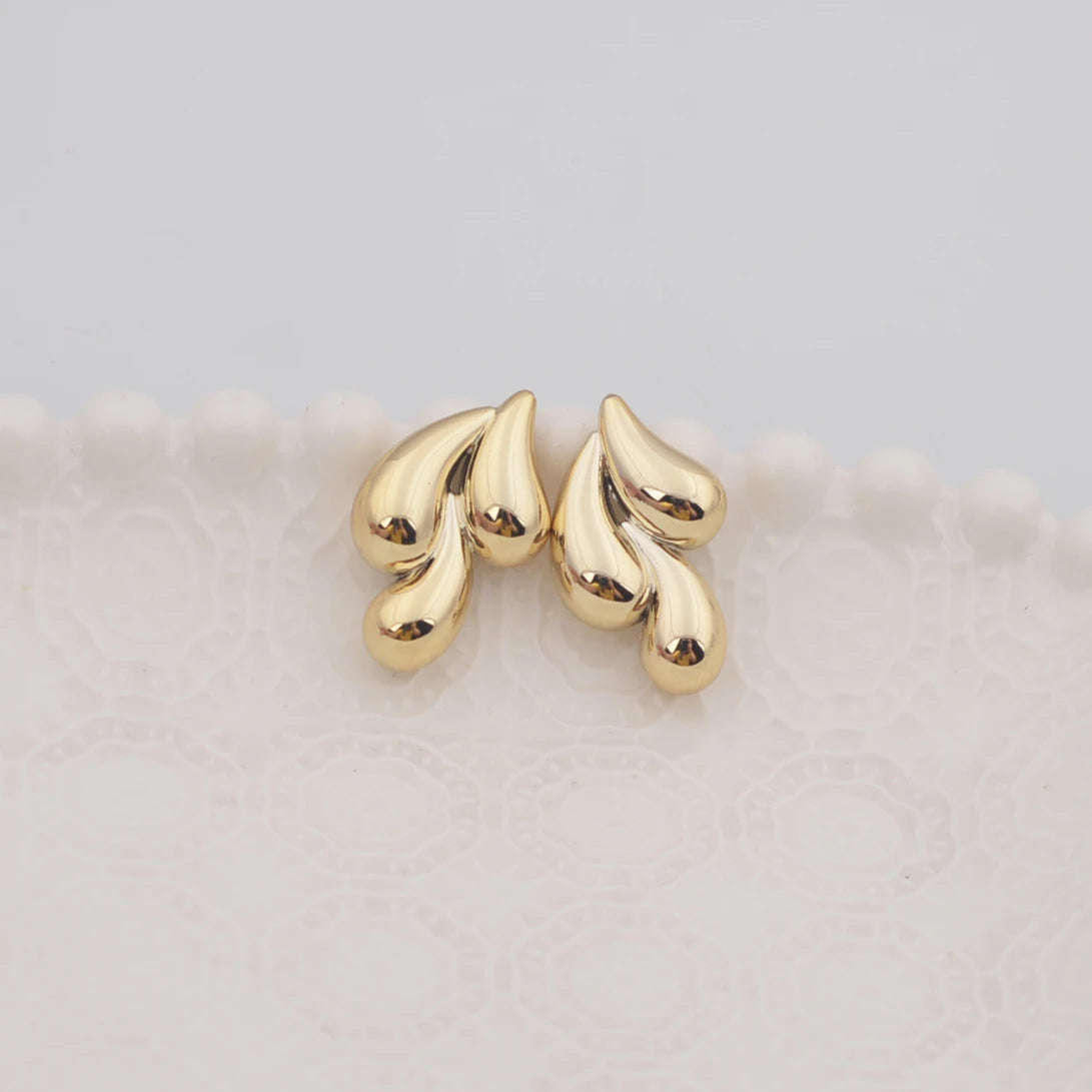 Irregular Three Waterdrop Gold Smooth Drop Earrings