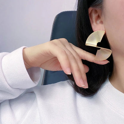 Retro Twisted Spiral Earrings