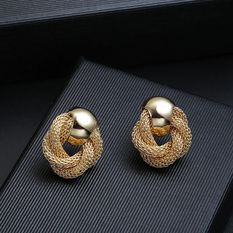 Vintage Metallic Twisted Round Circle Dangle Earrings