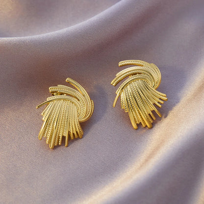 Gold-Tone Weaving Stud Earrings