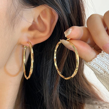 Hoop Earrings – Oversized Gold/Silver Chain-Link Design